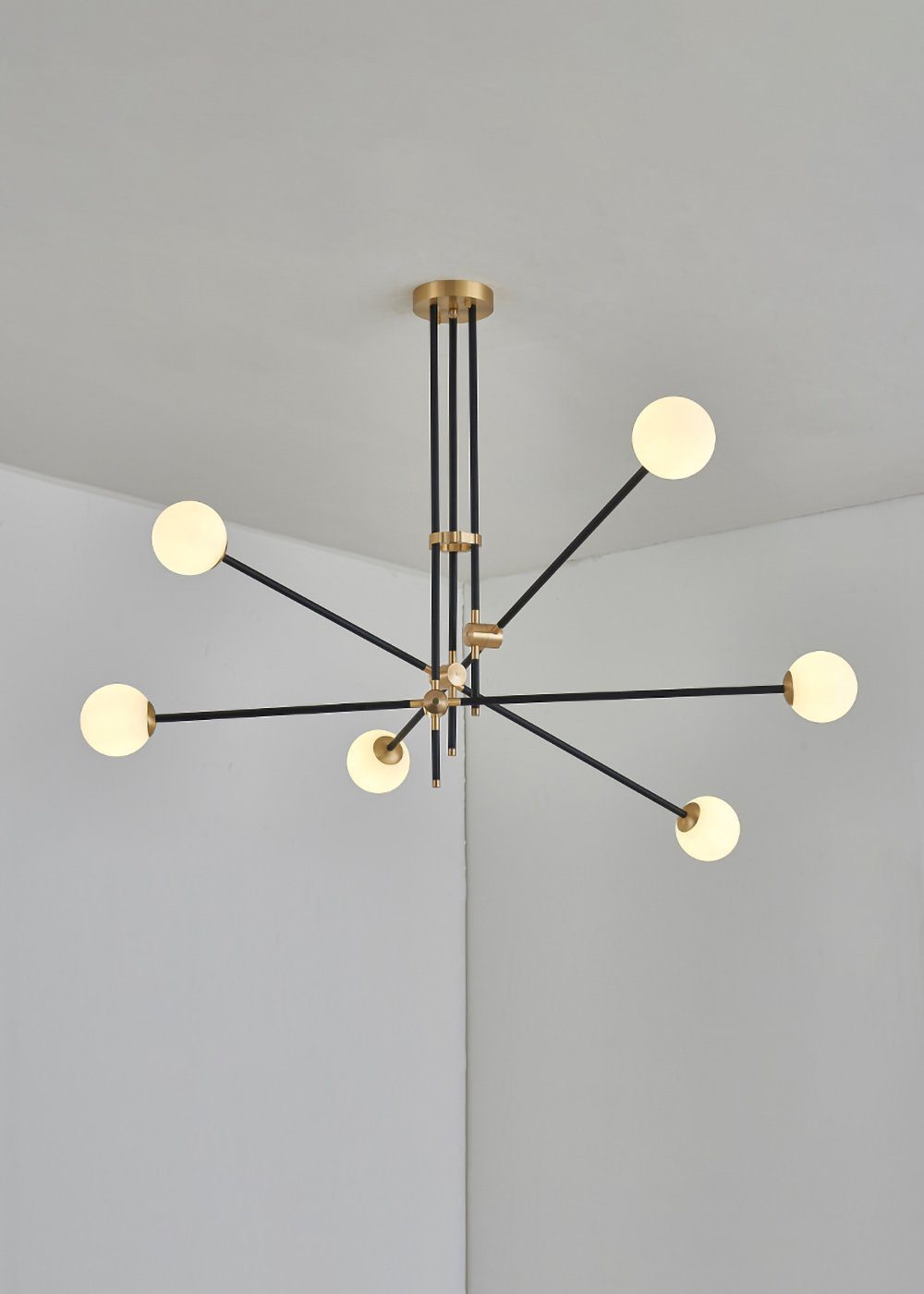 SI Chandelier