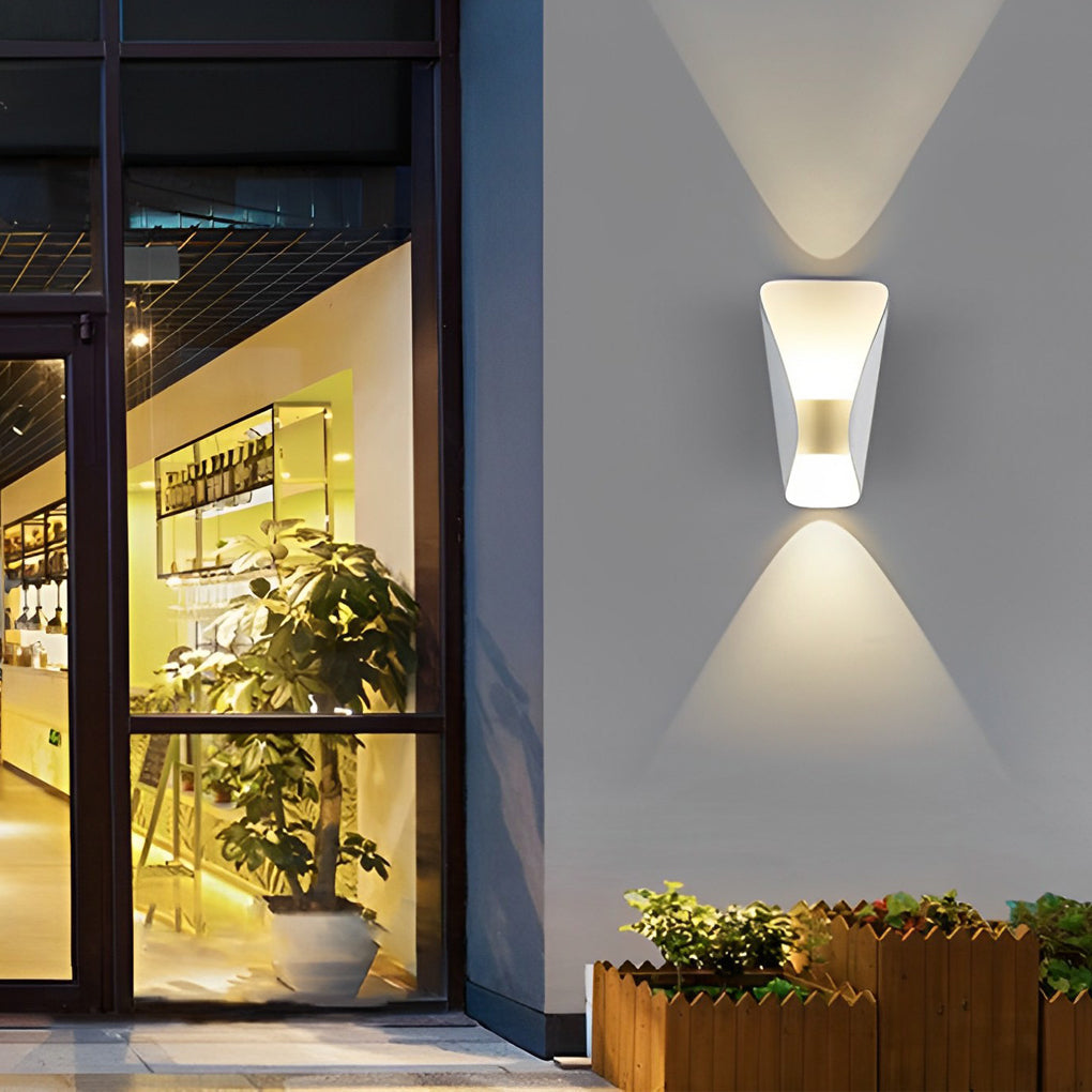 Unique Creative Up And Down Lights Outdoor Wall Lights Waterproof Wall Sconces Wall Lamp
