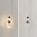 acrylic-necklace-pendant-light