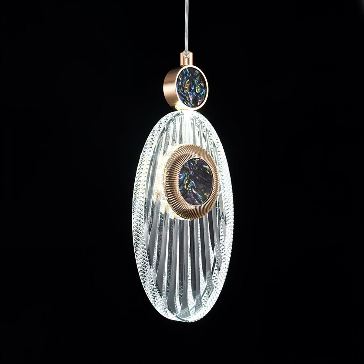 acrylic-necklace-pendant-light