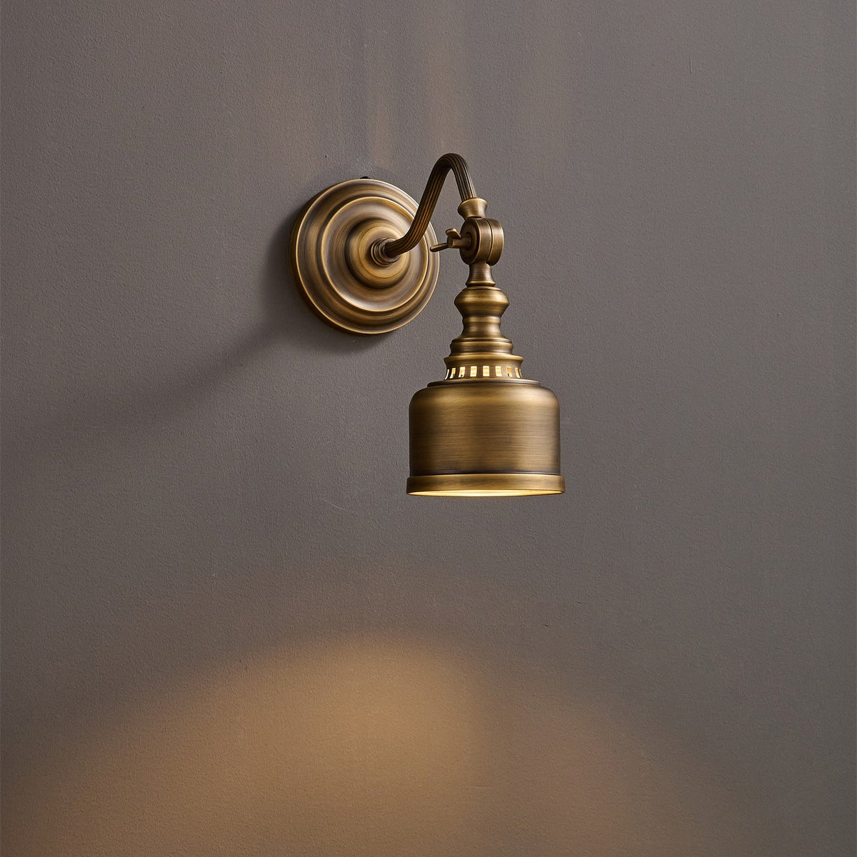 addison-gooseneck-wall-lamp