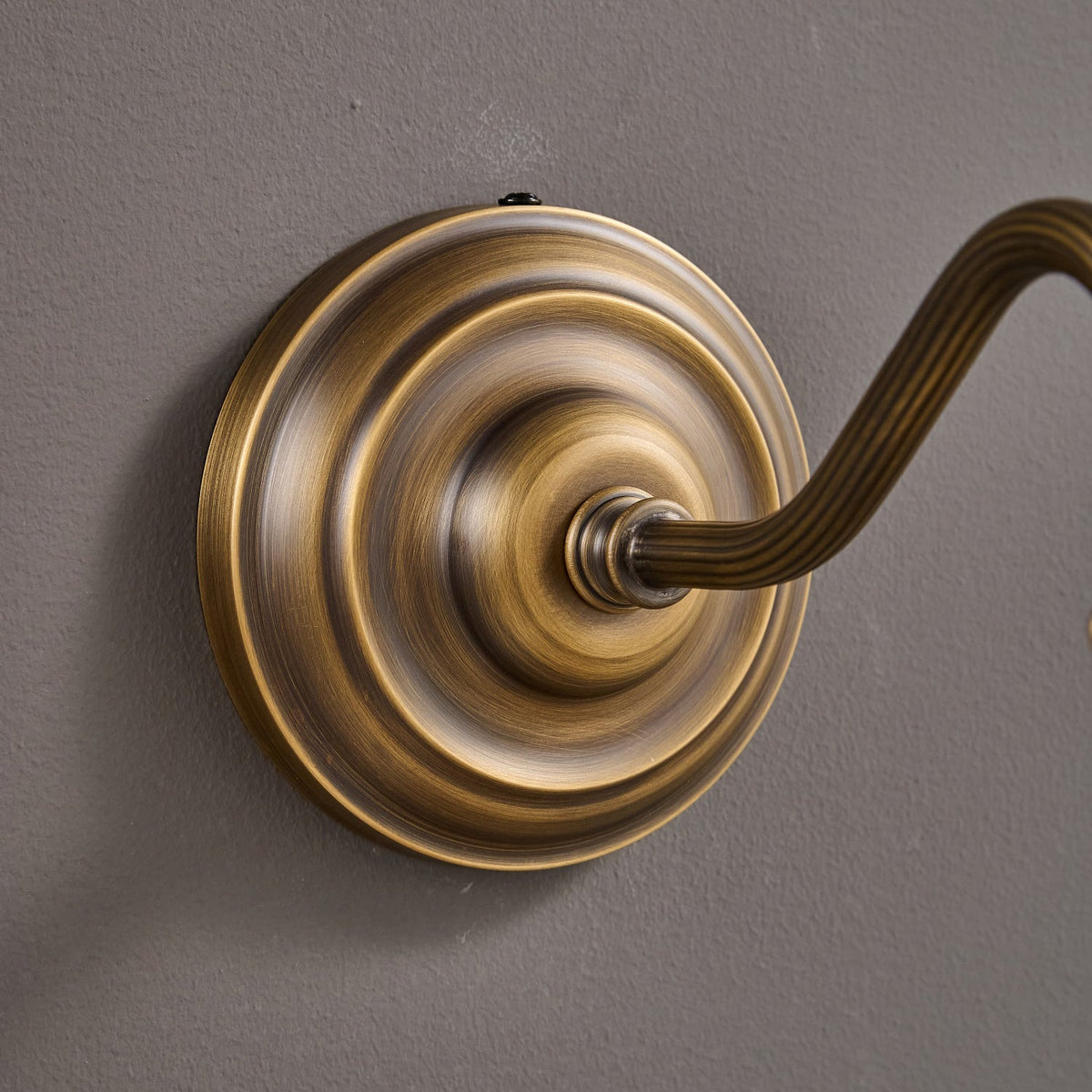 addison-gooseneck-wall-lamp