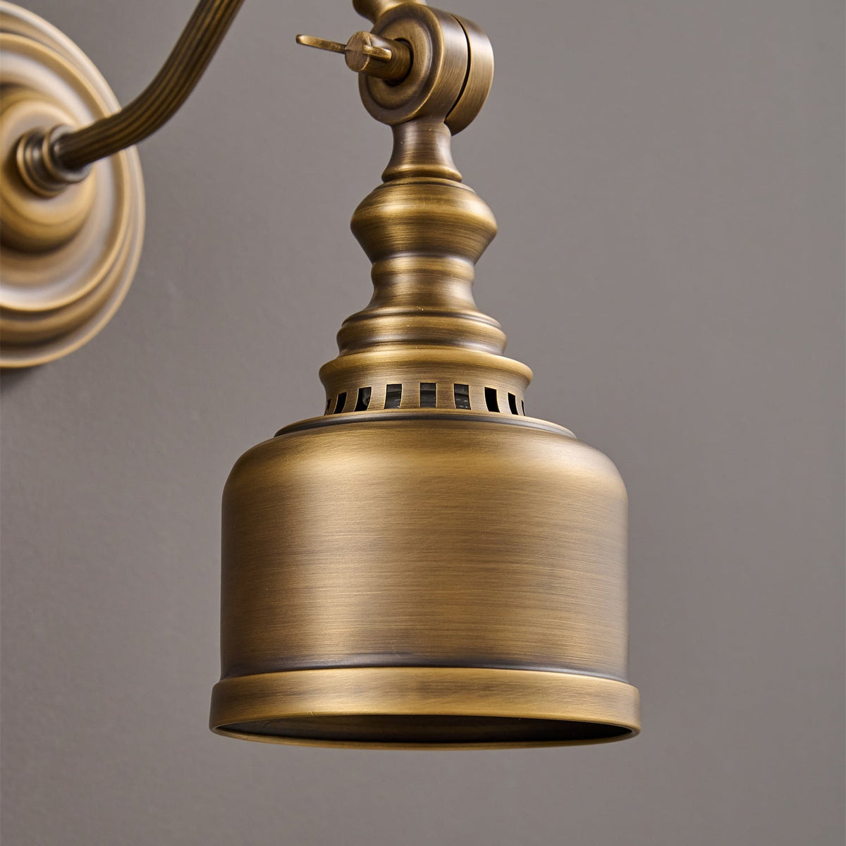 addison-gooseneck-wall-lamp