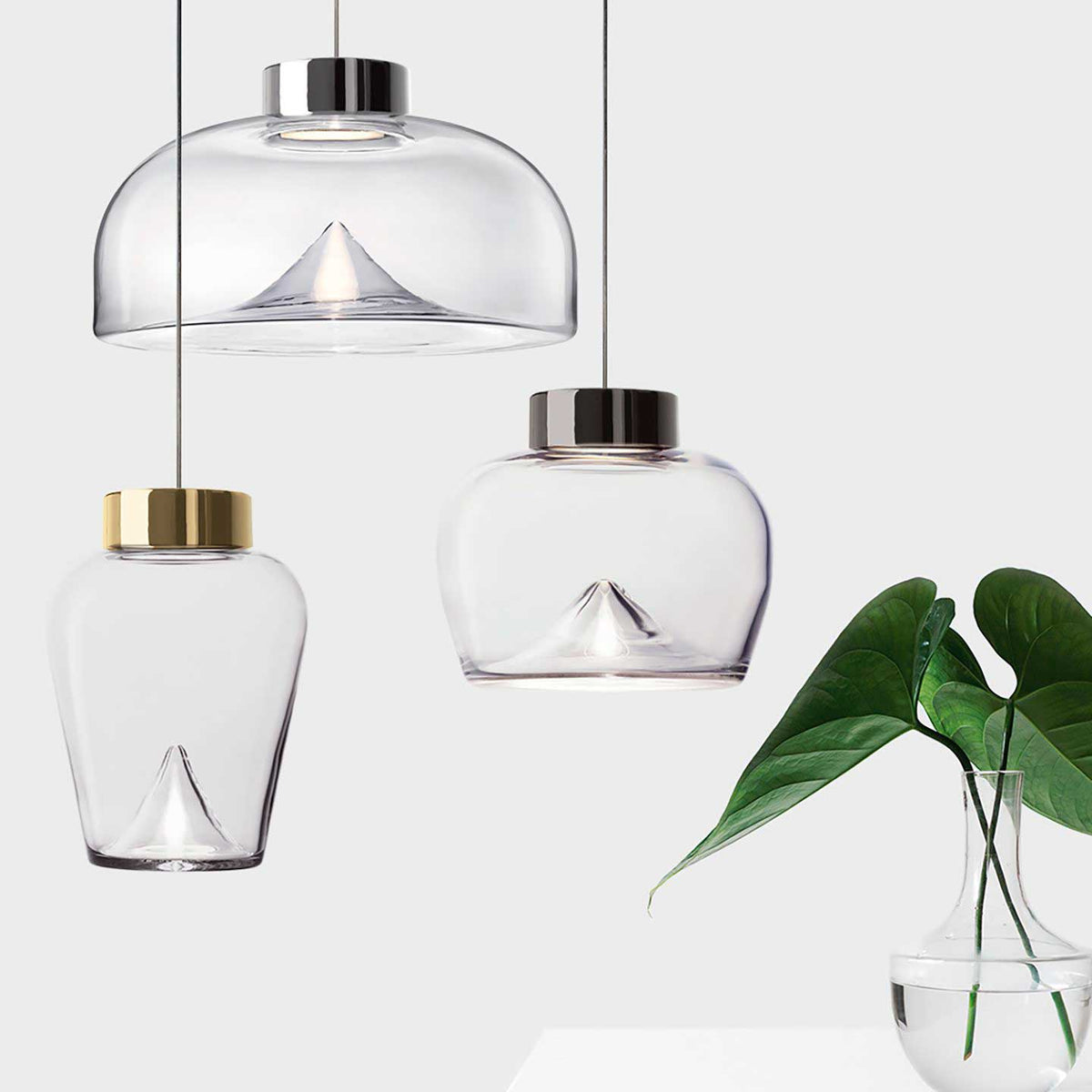 aella-glass-pendant-light