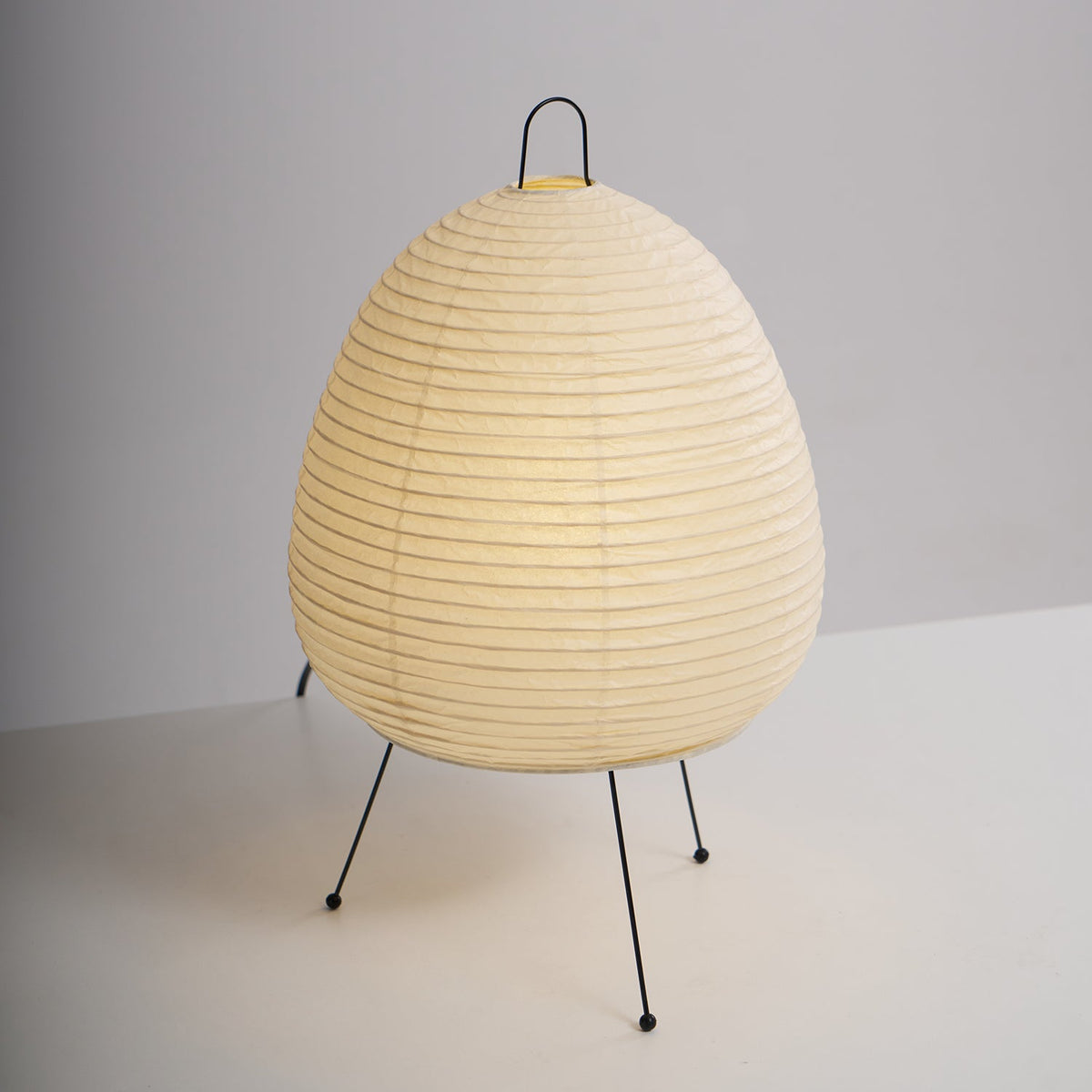 akari-table-lamp