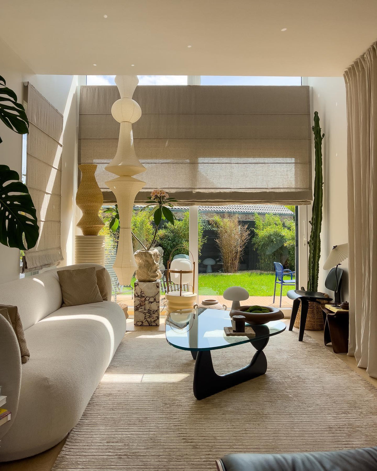 akari-e-pendant-light