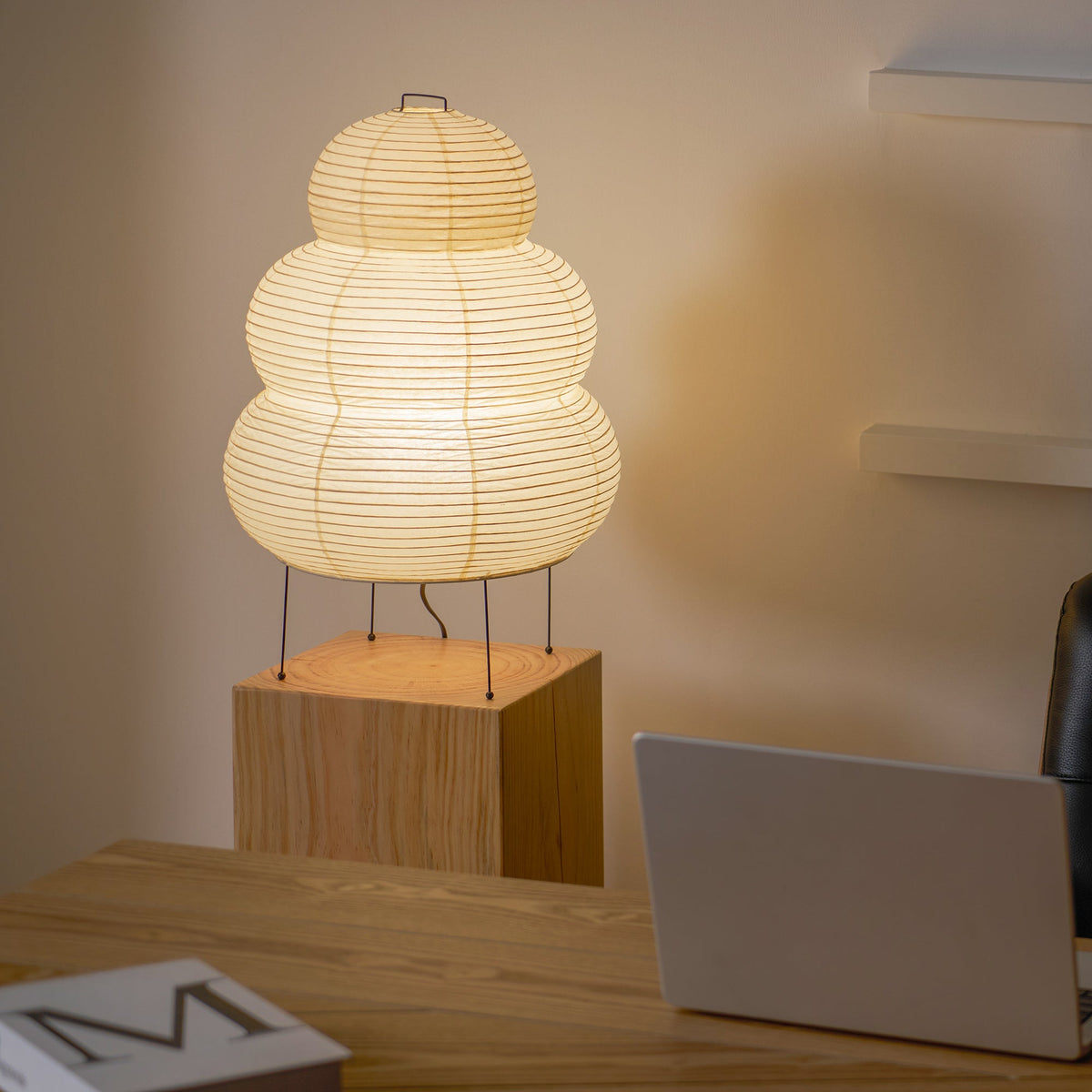 akari-table-lamp