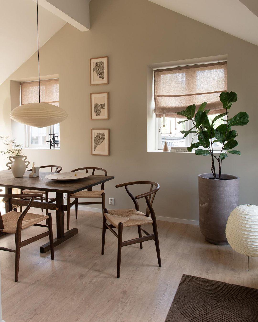 akari-oval-pendant-light