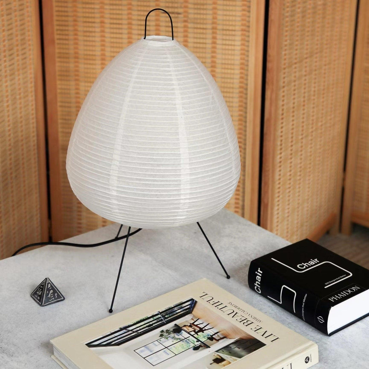 akari-table-lamp
