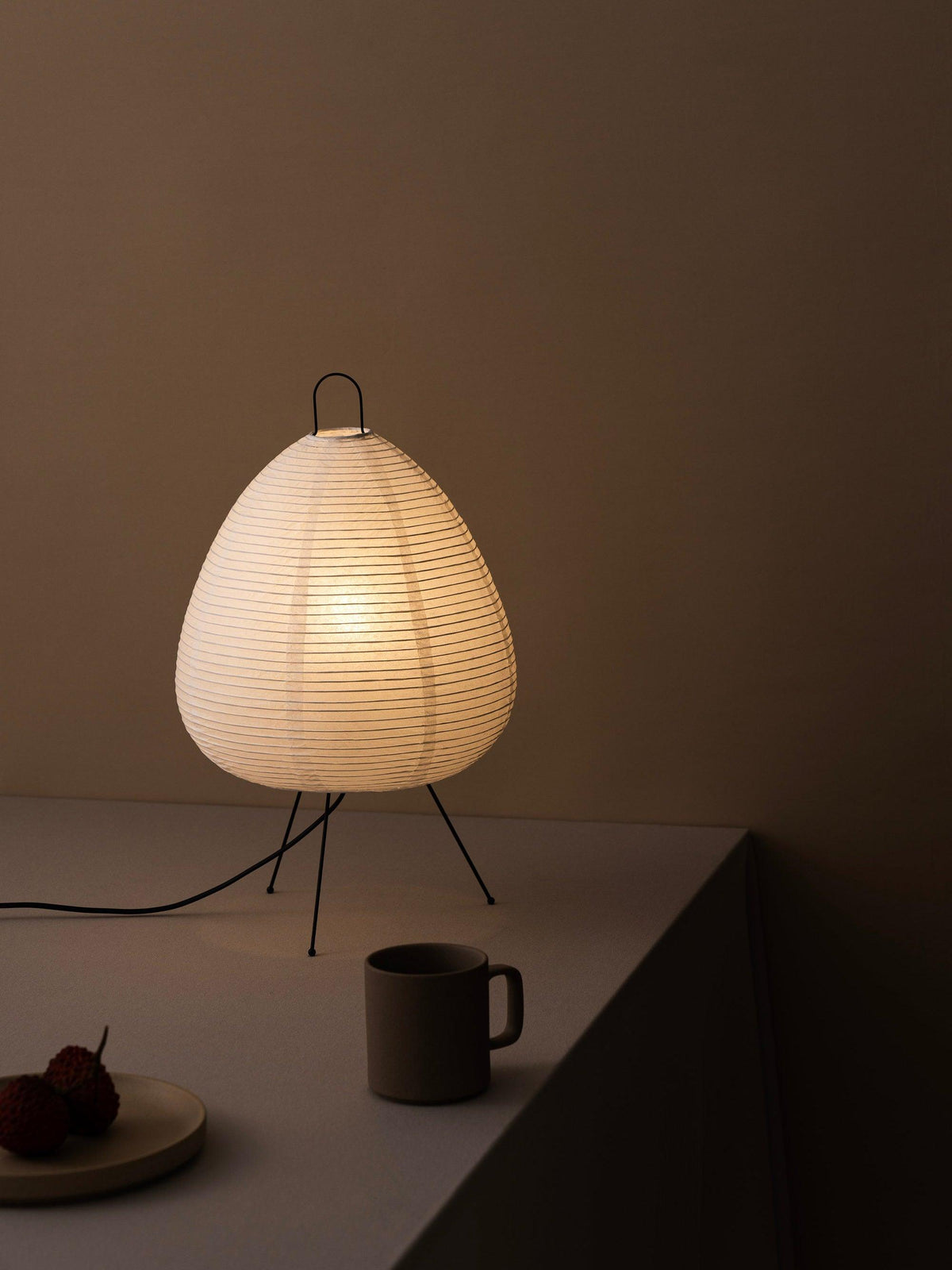 akari-table-lamp