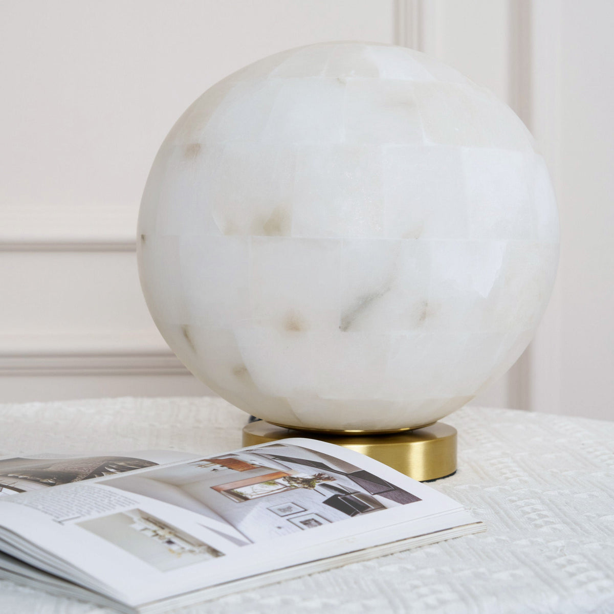alabaster-ball-table-lamp