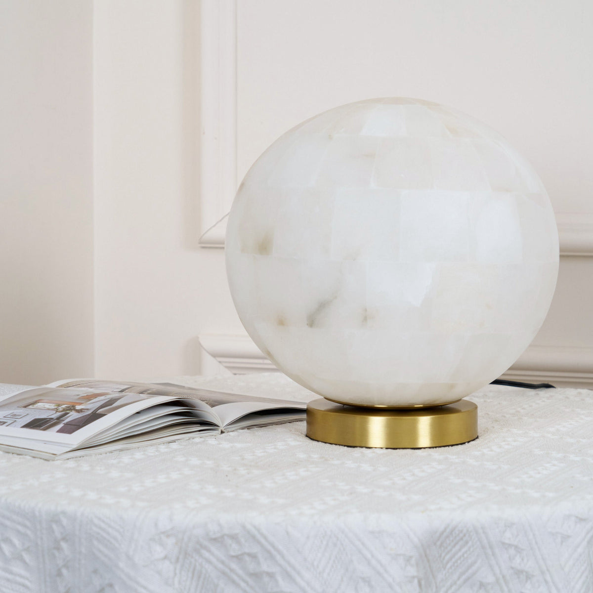 alabaster-ball-table-lamp