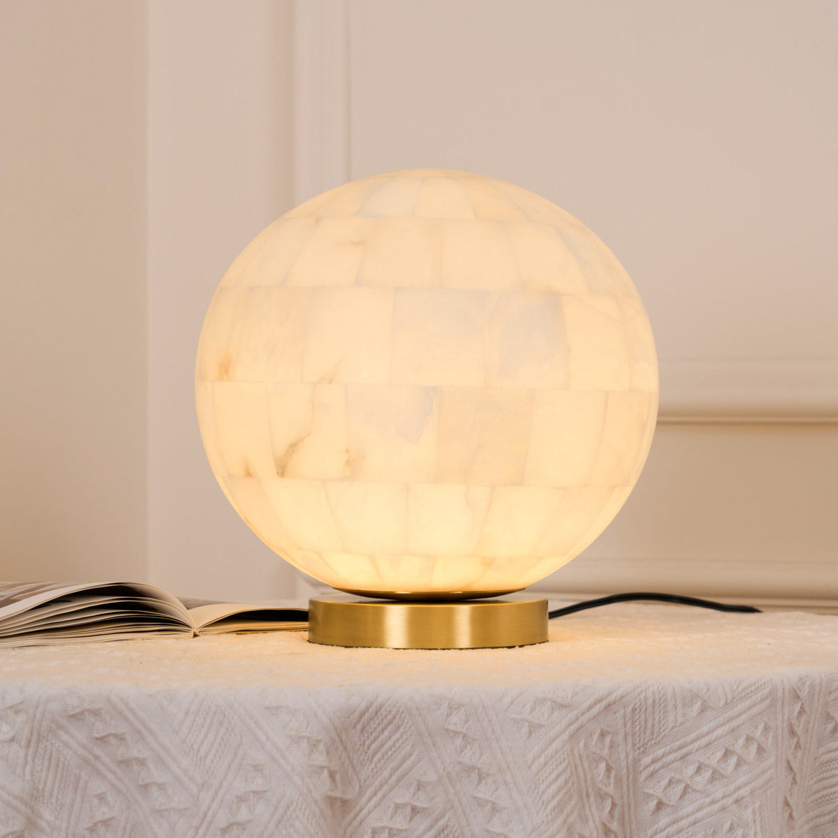 alabaster-ball-table-lamp