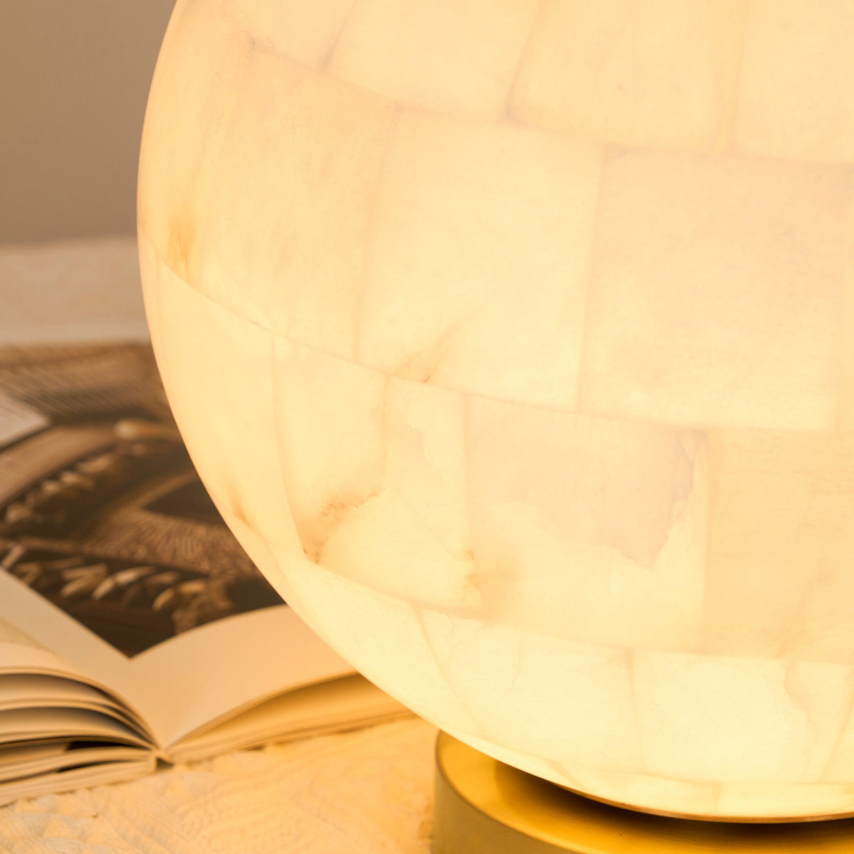 alabaster-ball-table-lamp