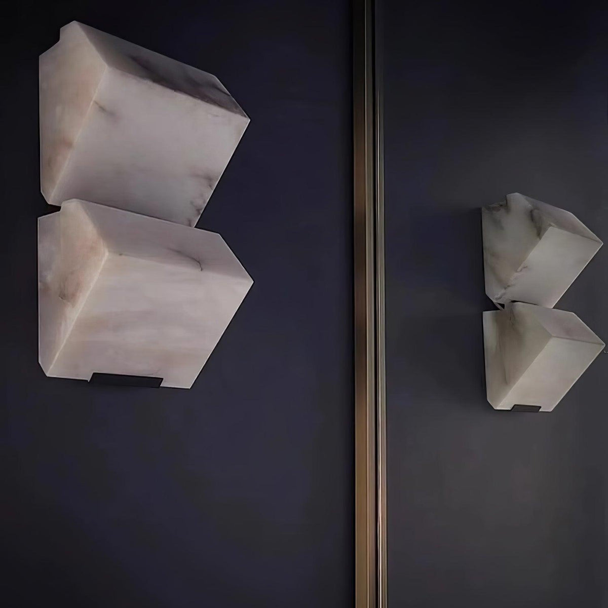 Alabaster Staircase Wall Lamp