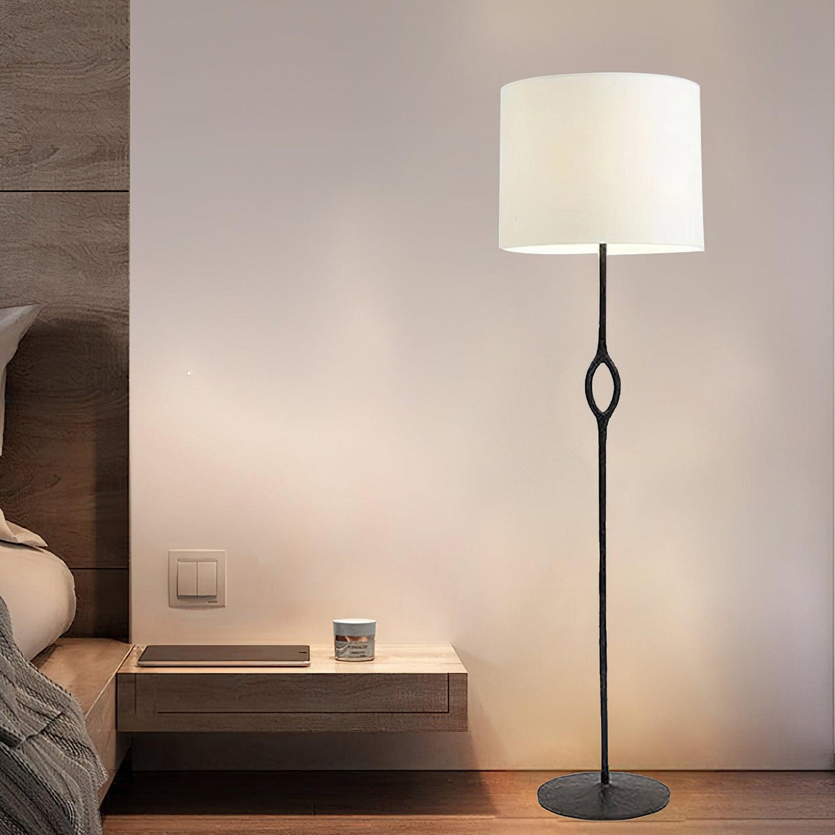 alassis-floor-lamp
