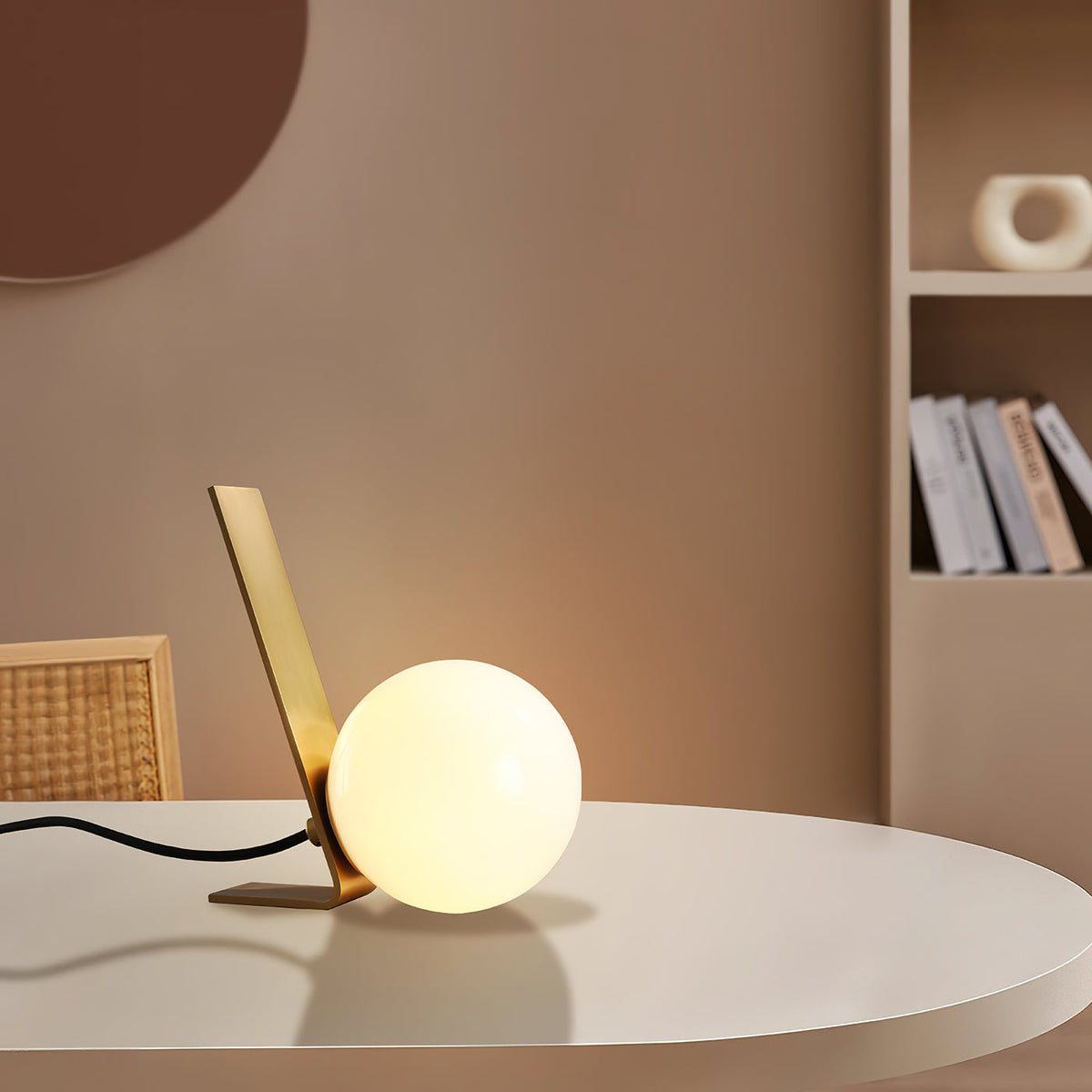 aley-table-lamp