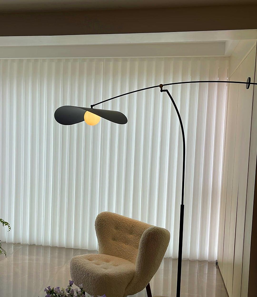 alonso-floor-lamp