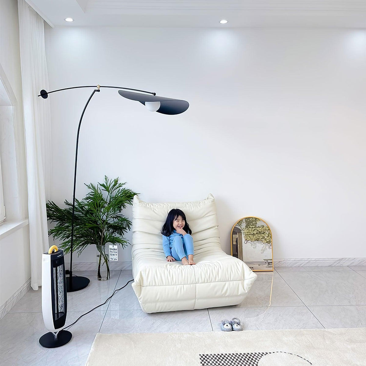 alonso-floor-lamp