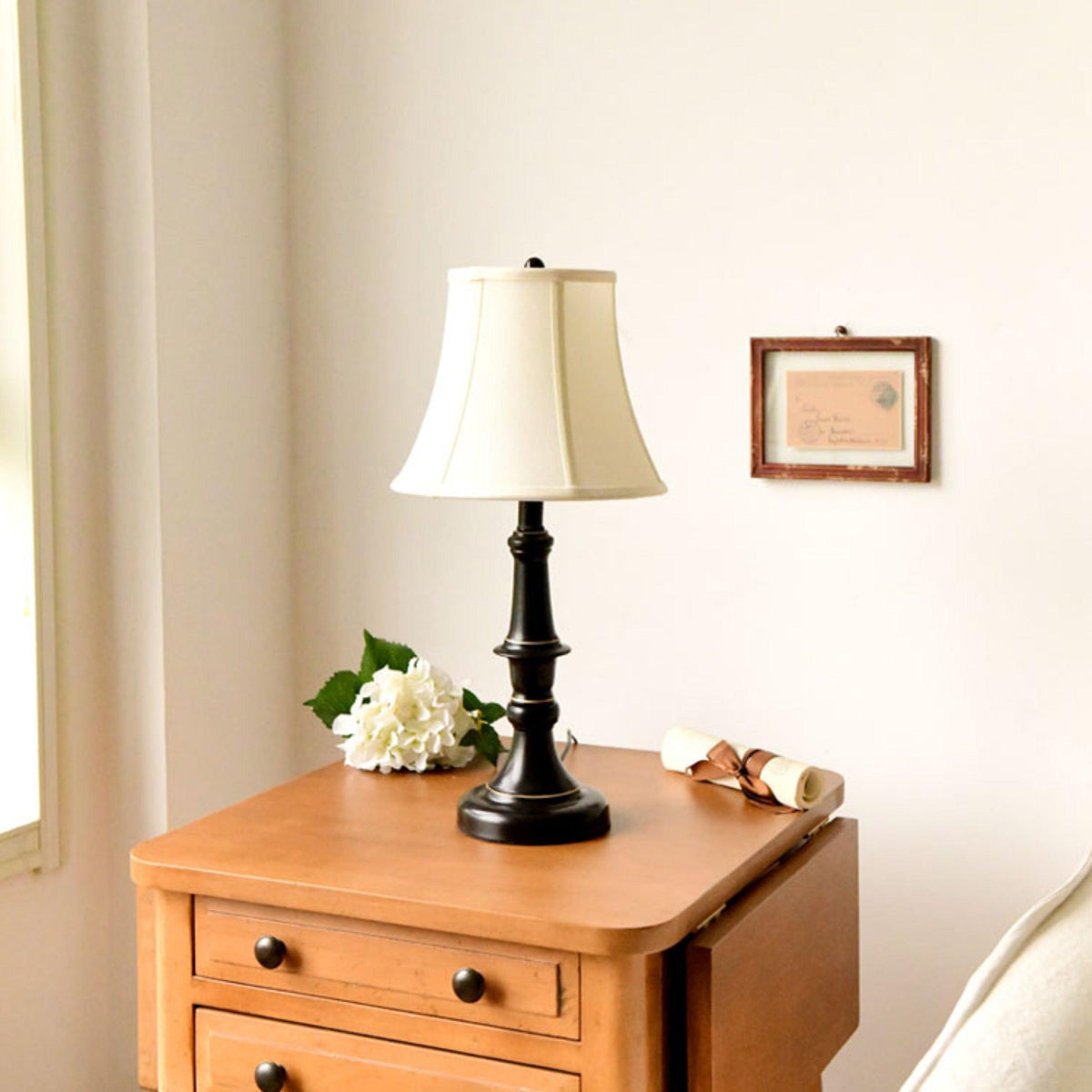 ambrosia-metal-table-lamp