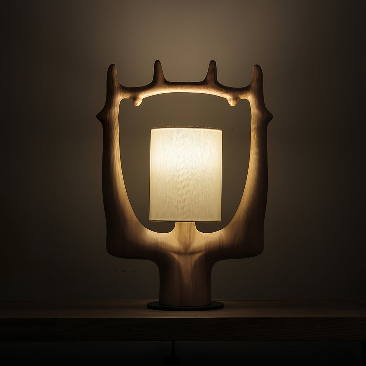 antler-ring-table-lamp