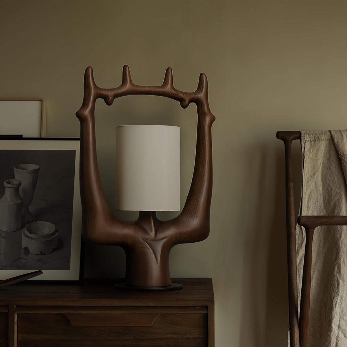 antler-ring-table-lamp