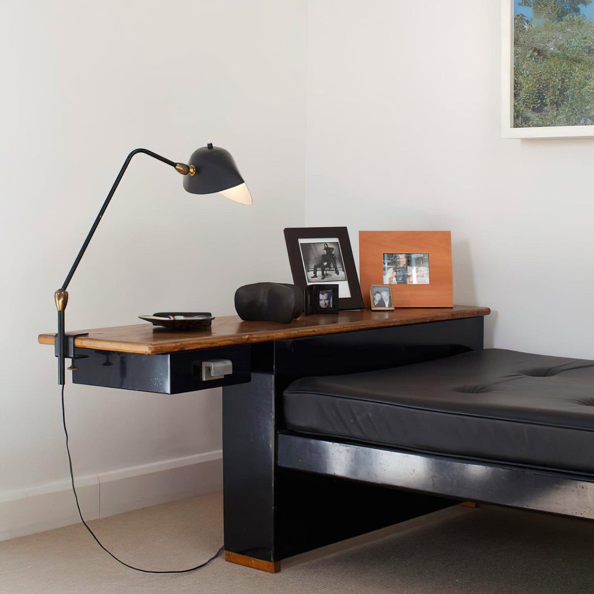 antony-clip-on-table-lamp