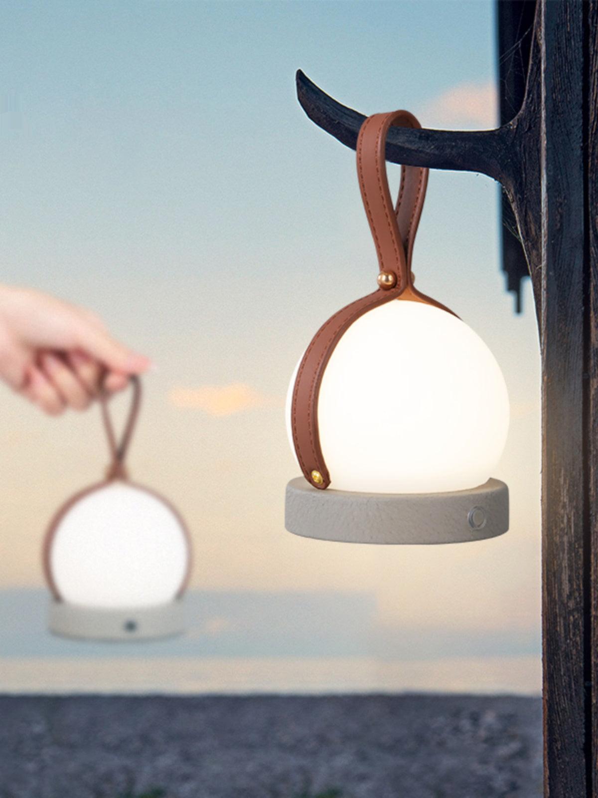 bola-lantern-table-lamp