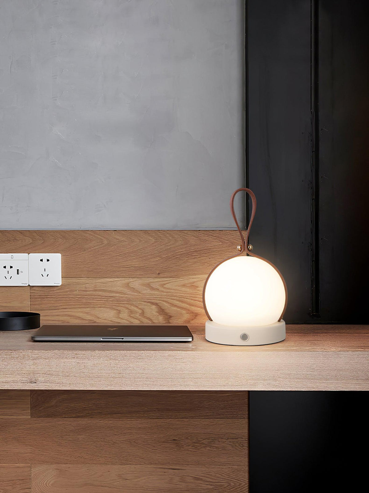bola-lantern-table-lamp