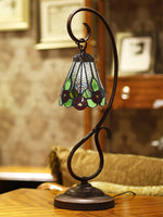 cal-lighting-cotulla-tiffany-table-lamp