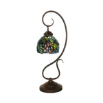 cal-lighting-cotulla-tiffany-table-lamp