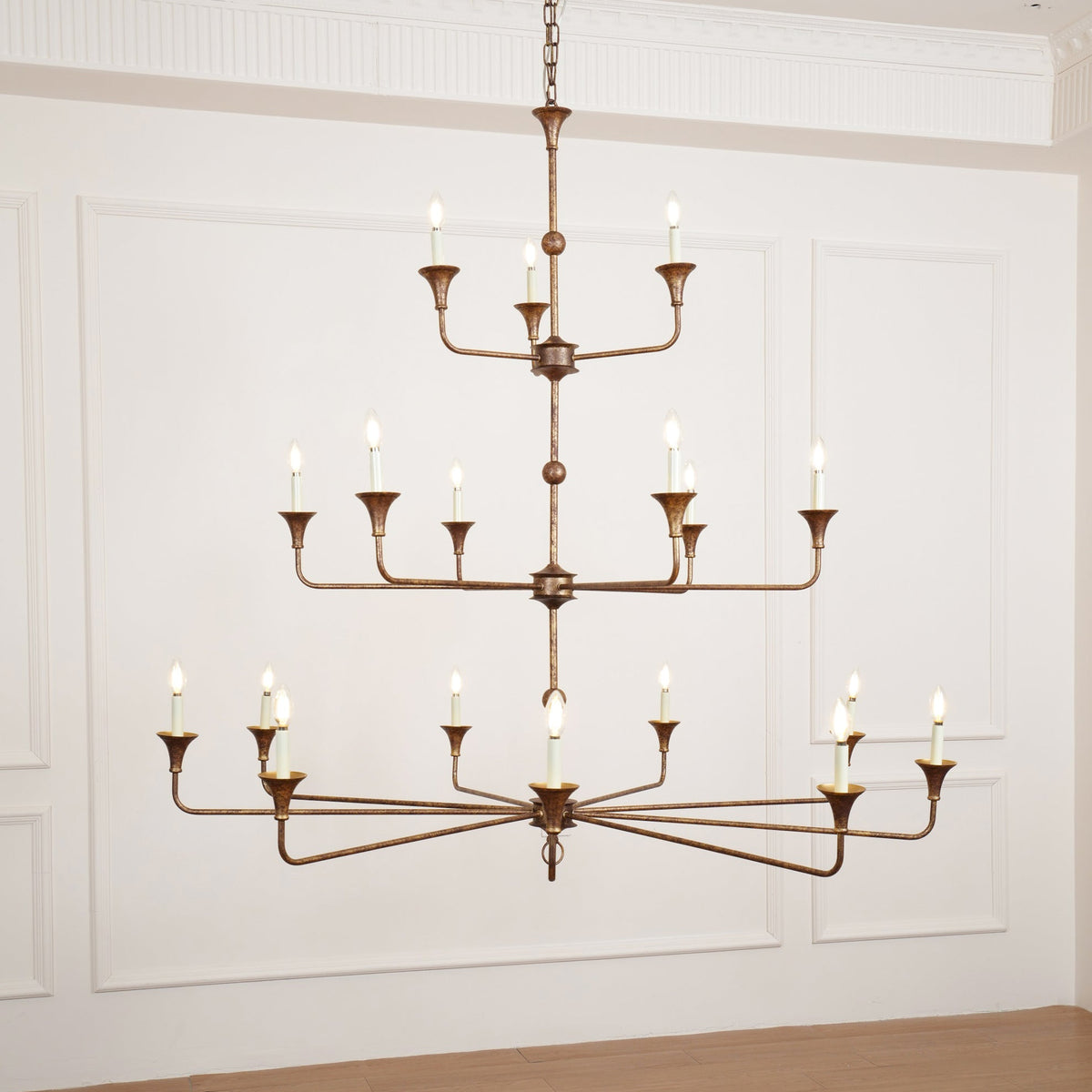 cecil-grande-chandelier