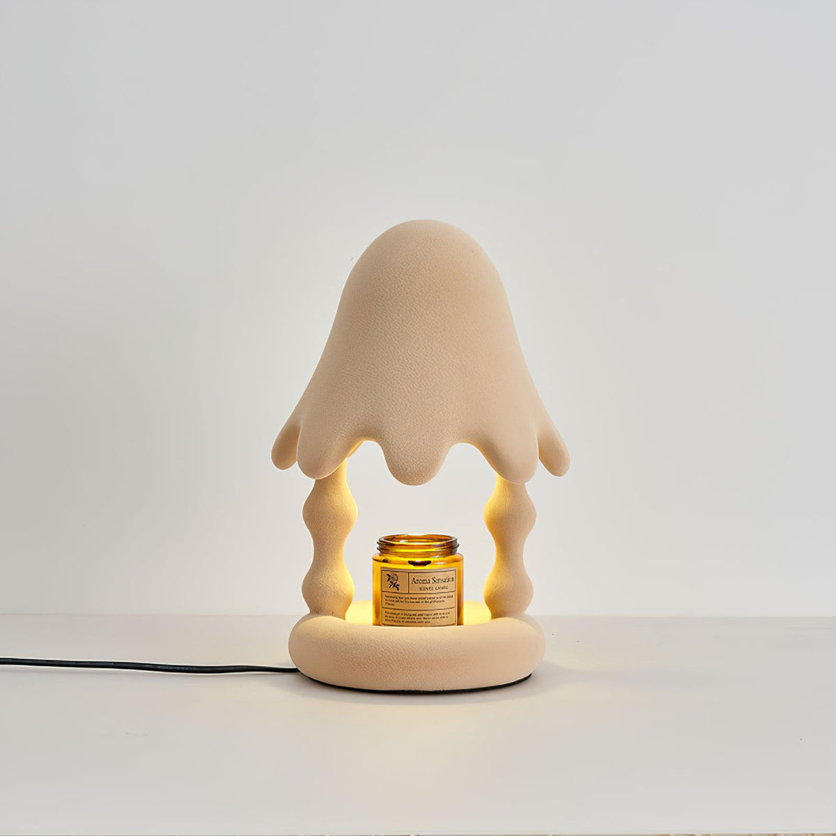cedar-table-lamp