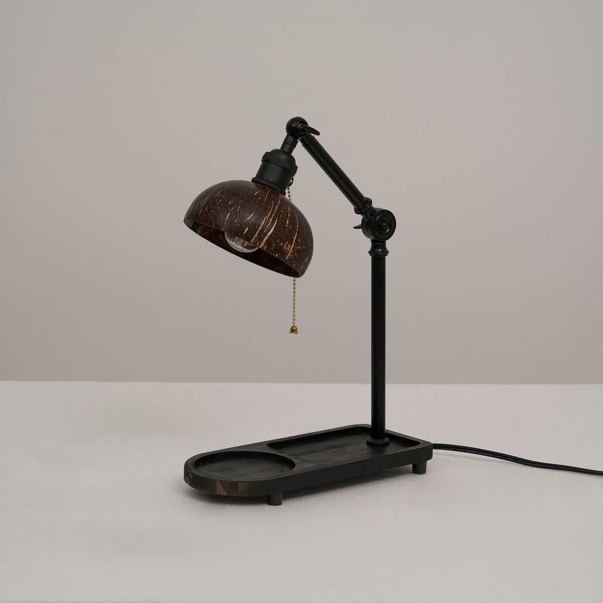 christian-dell-table-lamp