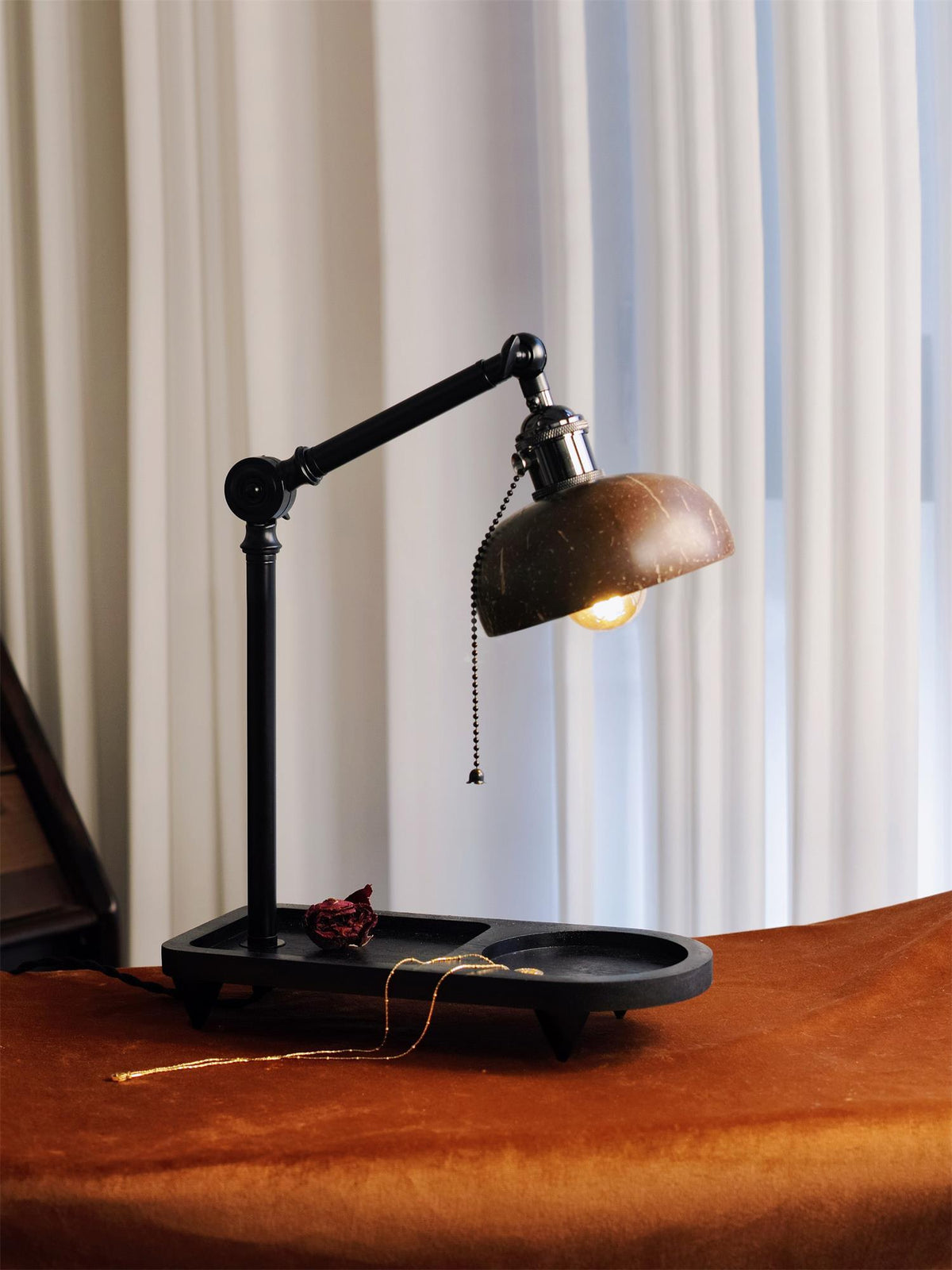 christian-dell-table-lamp