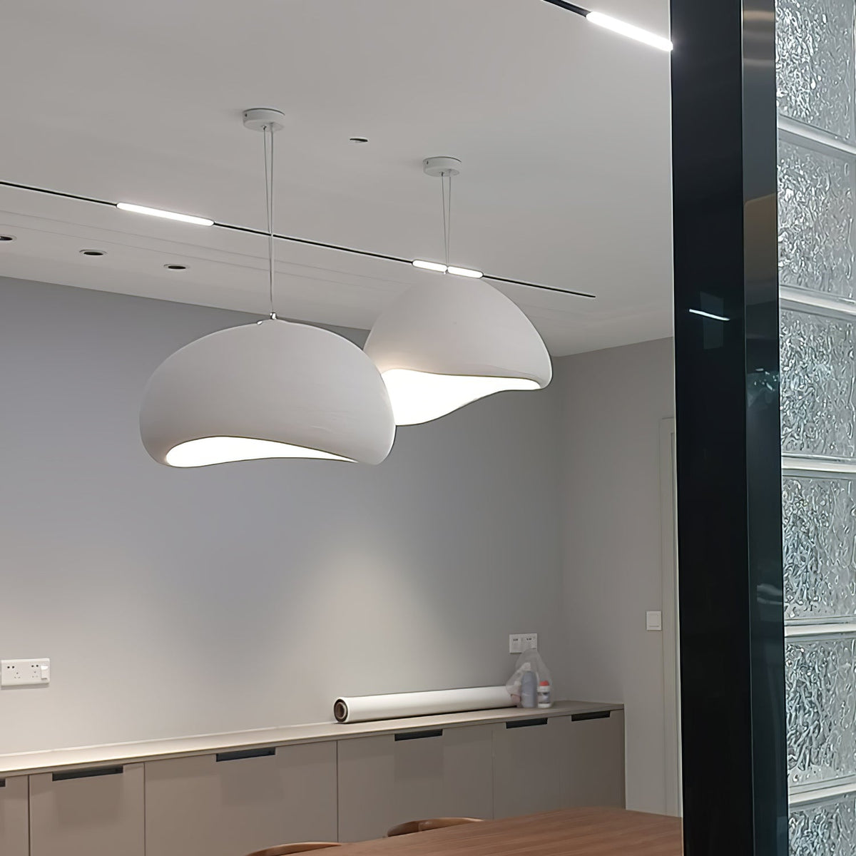 Khmara Pendant Light