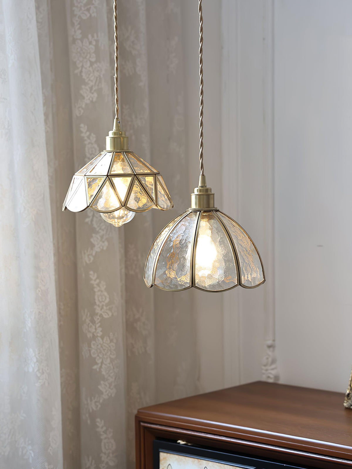 colorful-stained-glass-pendant-light