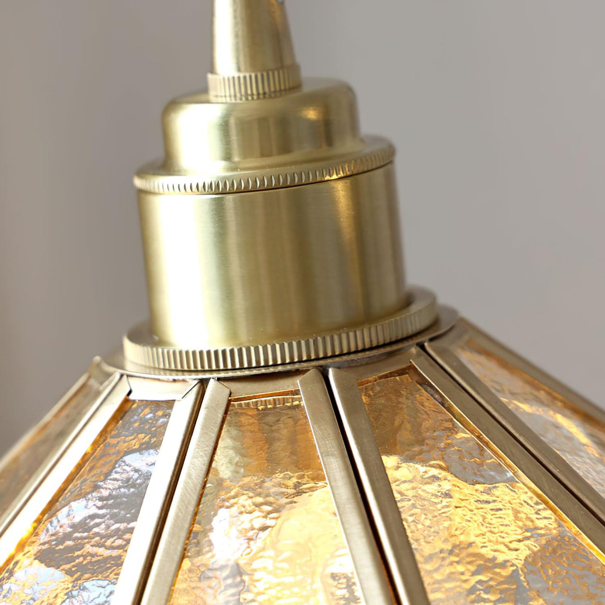 colorful-stained-glass-pendant-light