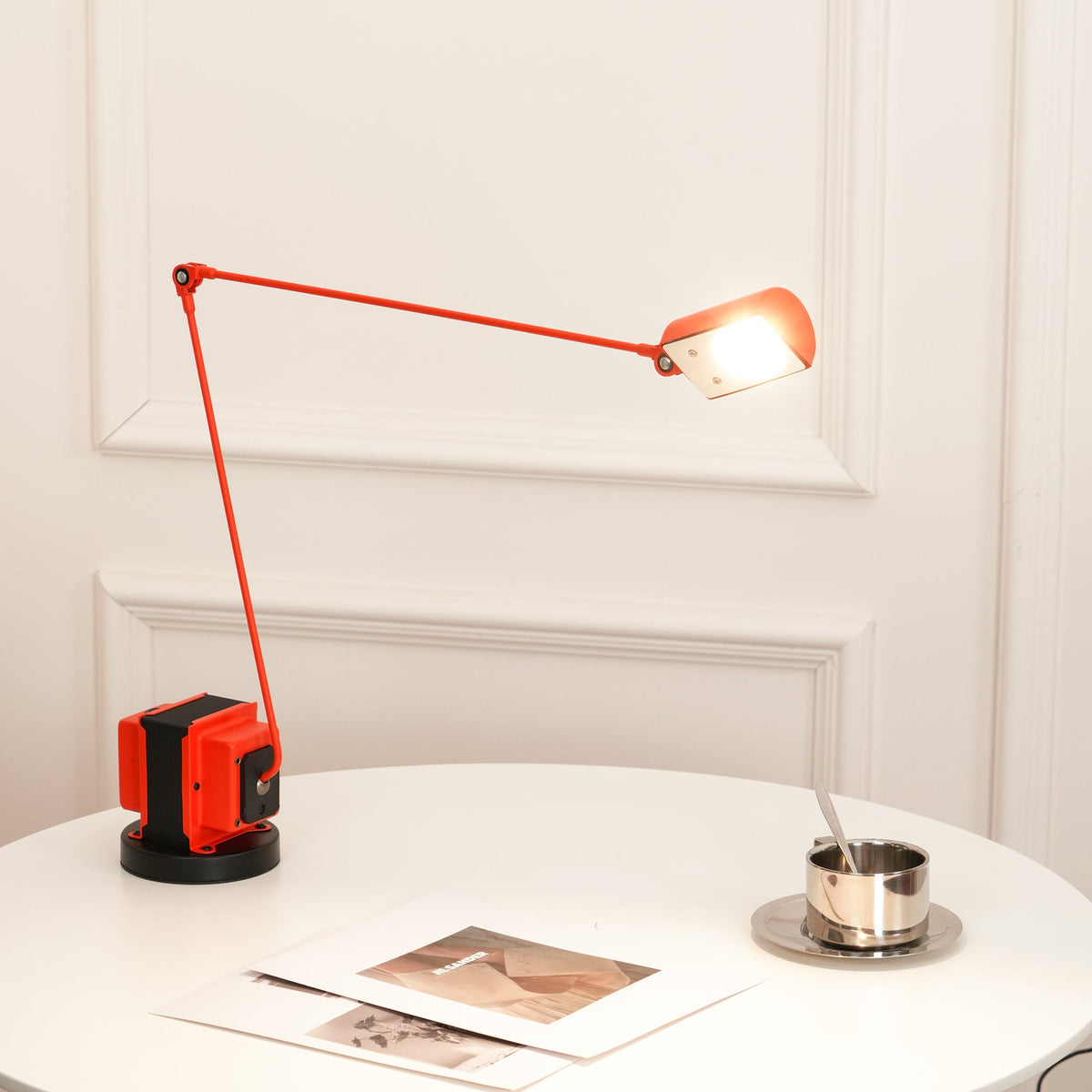 daphine-table-lamp