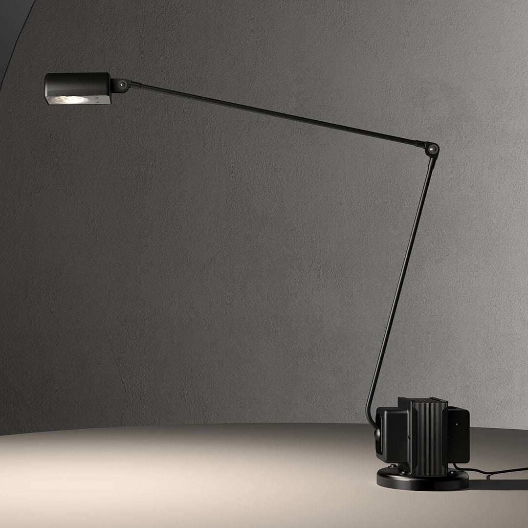daphine-table-lamp