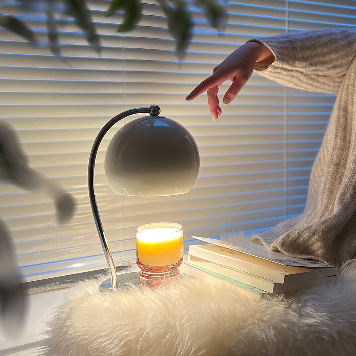 dennie-table-lamp