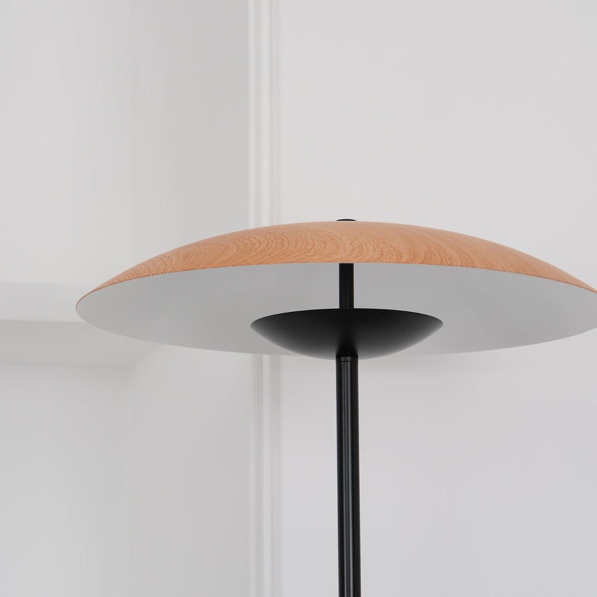 directional-floor-lamp