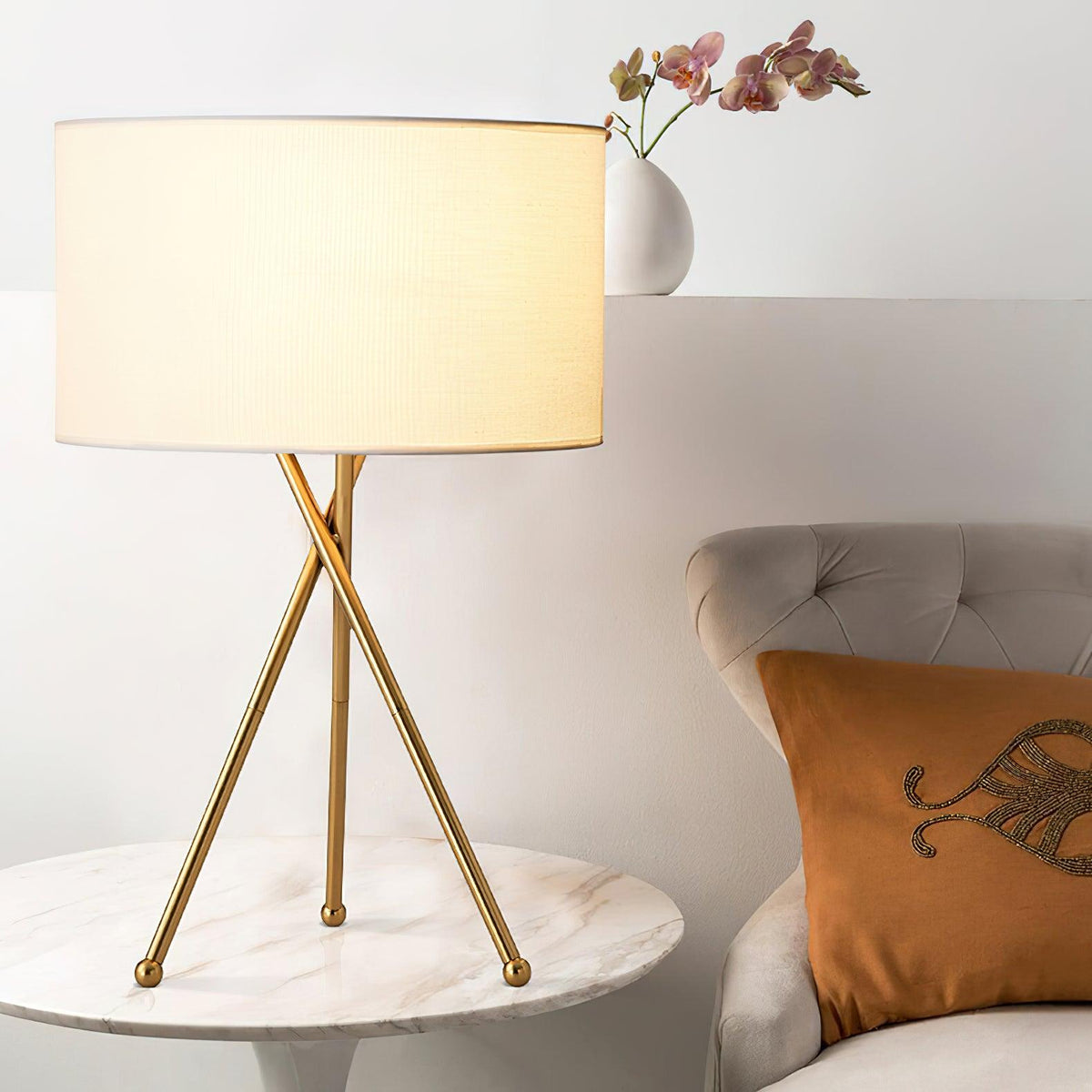 drum-shaped-table-lamp