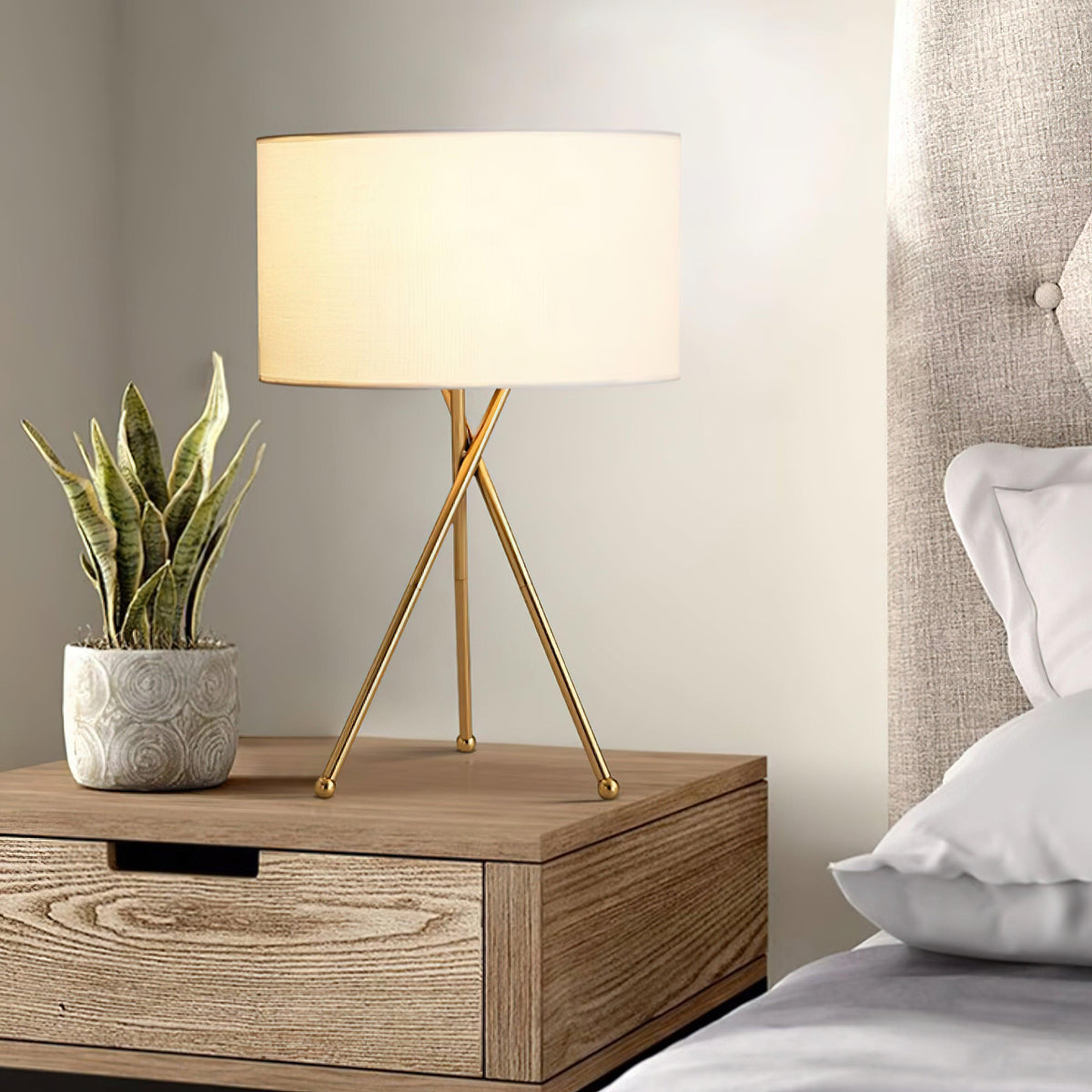 drum-shaped-table-lamp