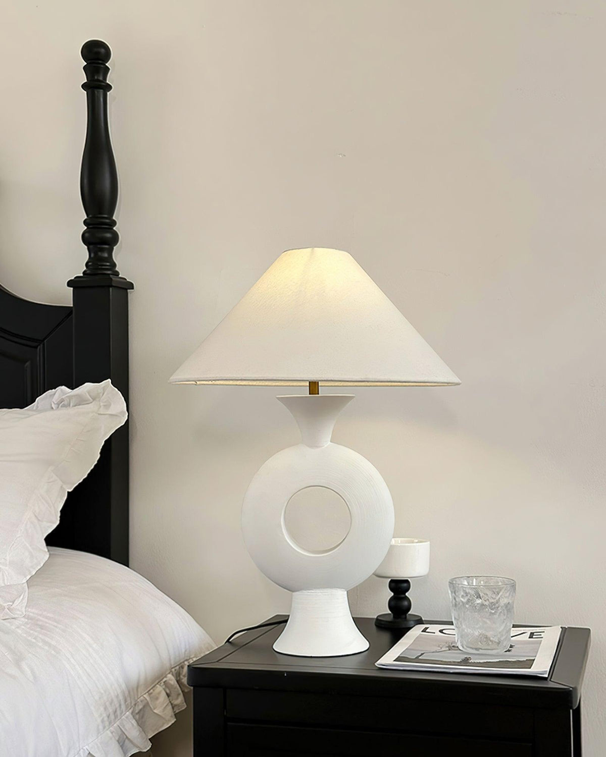 eclipse-table-lamp