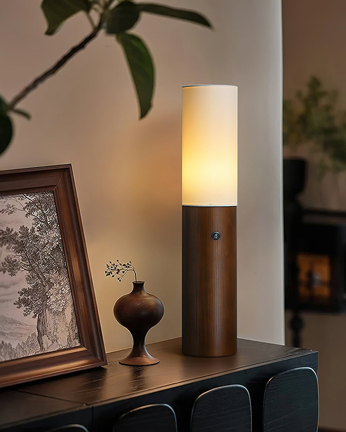 elara-wood-floor-lamp
