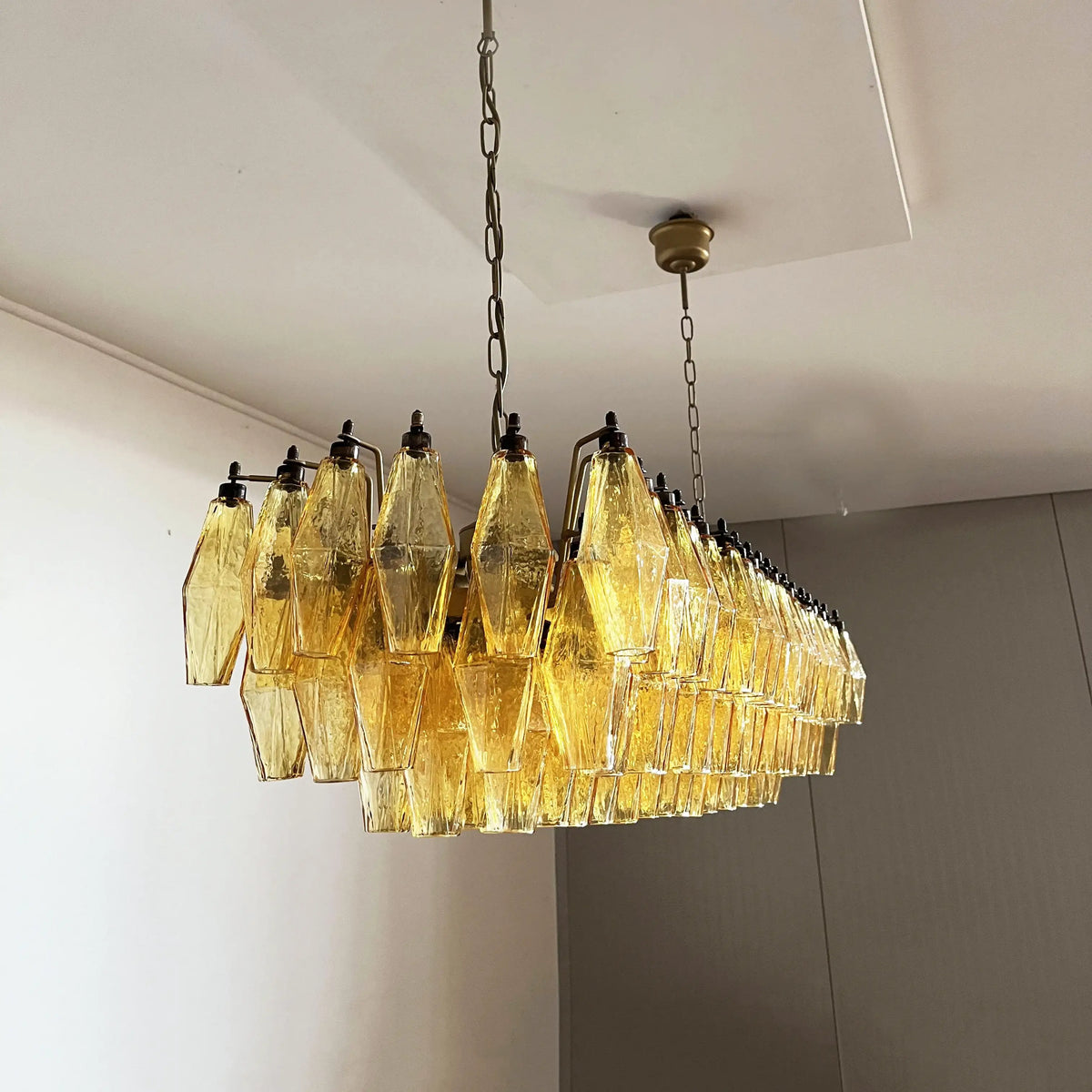 Elegant Amber Murano Poliedri Glass Chandelier