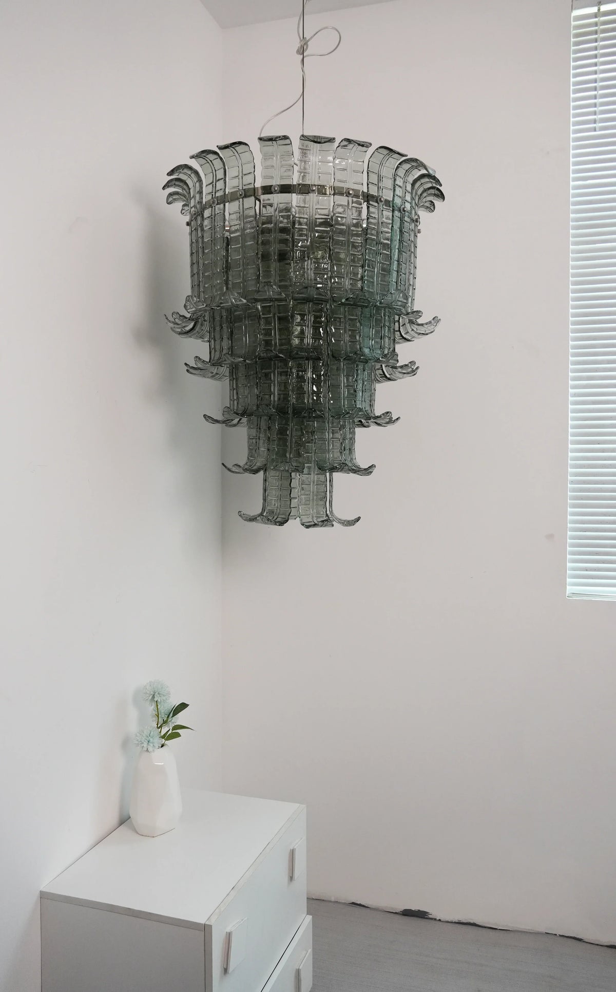 Elegant Leaf Shaped Murano Glass Chandelier