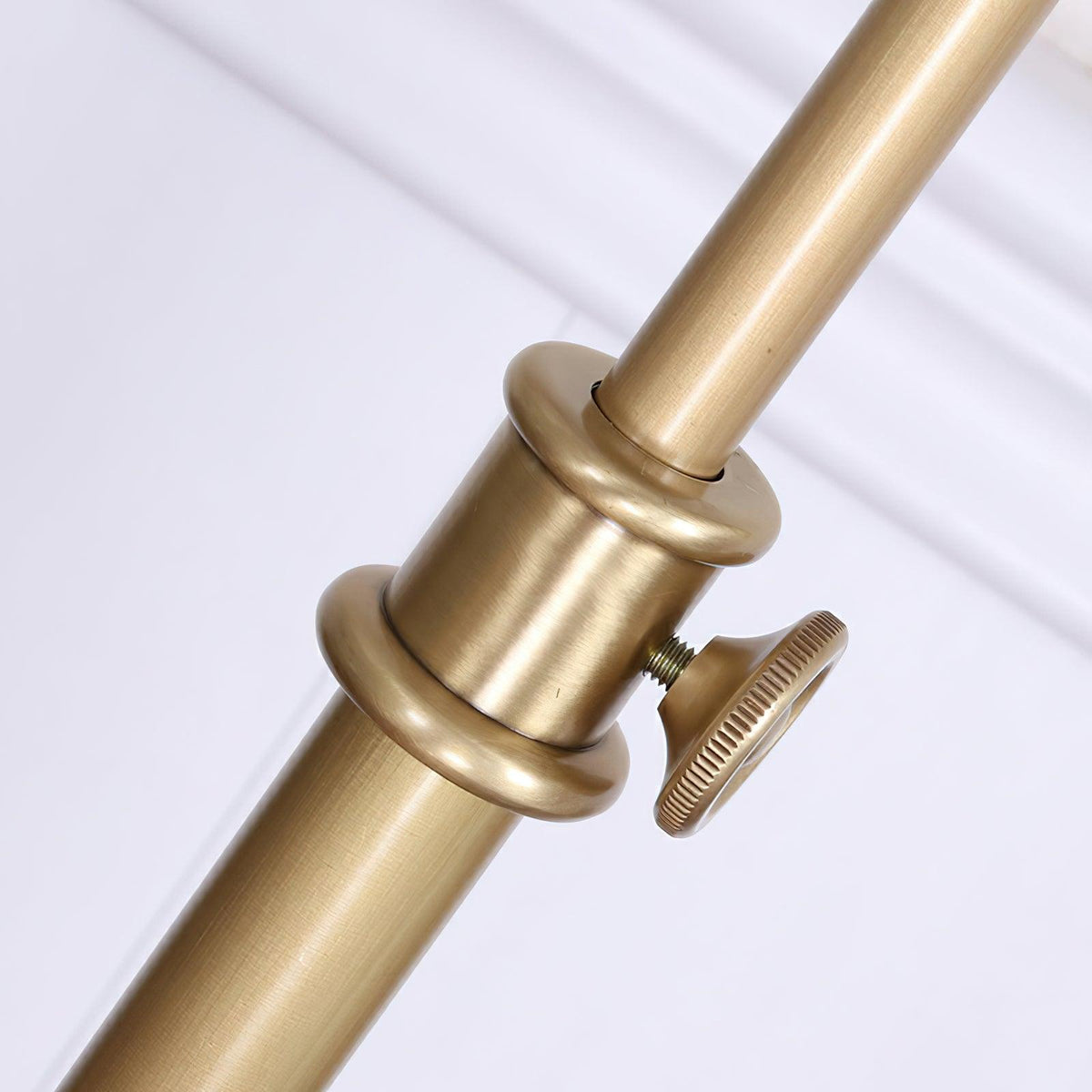 ellis-floor-lamp