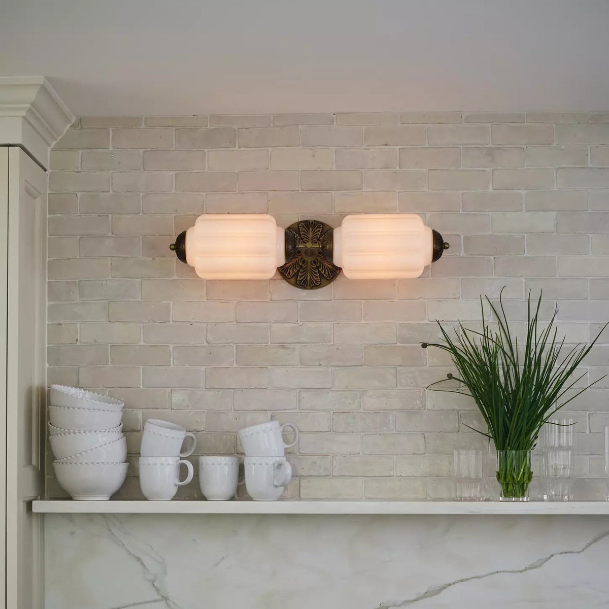 eloise-scallop-glass-sconce